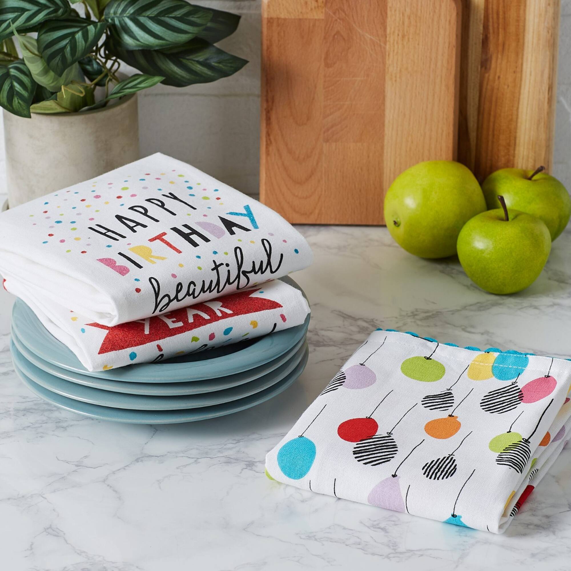 DII® Happy Birthday Embellished Dishtowel Set